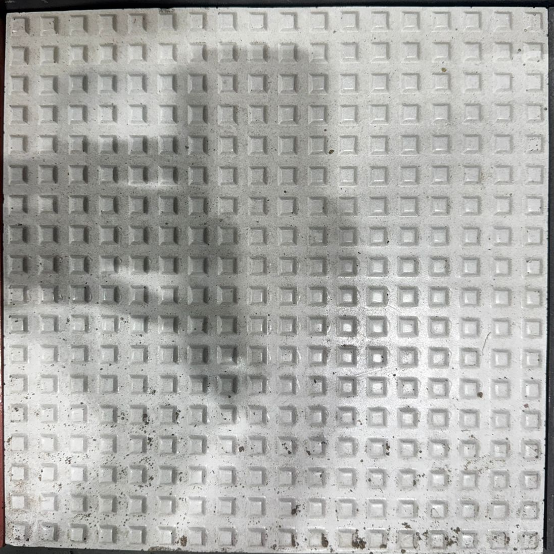SMALL DOTS(WHITE)